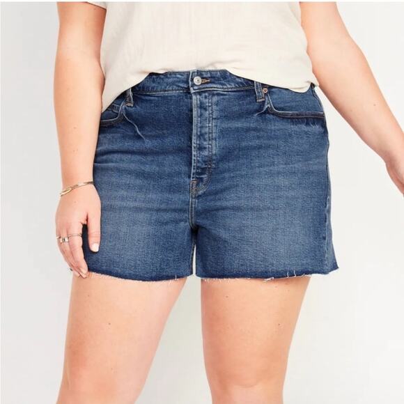 Old Navy High Waisted Button Fly Sky-Hi A-Line Cut-Off Jean Shorts Size 30 Plus - Picture 1 of 15